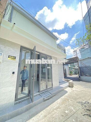 Nhà Góc 2 Mặt Tiền Sau Lưng Chợ Linh Xuân – Hẻm Xe Hơi – 61m² – Nhà Mớ