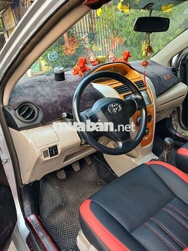 Toyota Vios 2010 Xe Gia Đình Đang Đi .