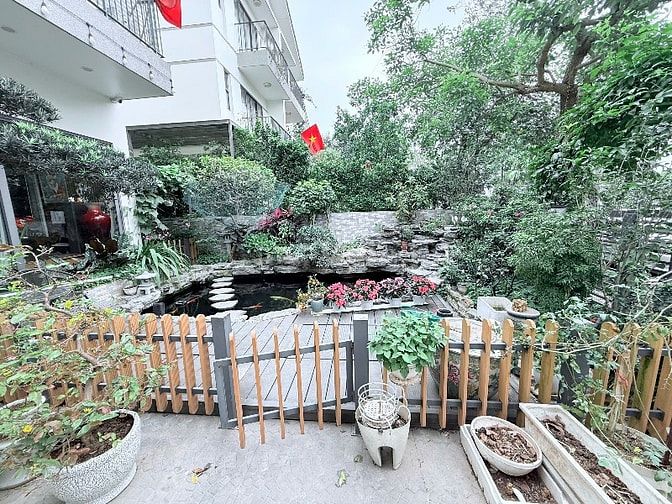 Bán Biệt Thự Đơn Lập Vinhomes Thăng Long – Căn Góc View Hồ