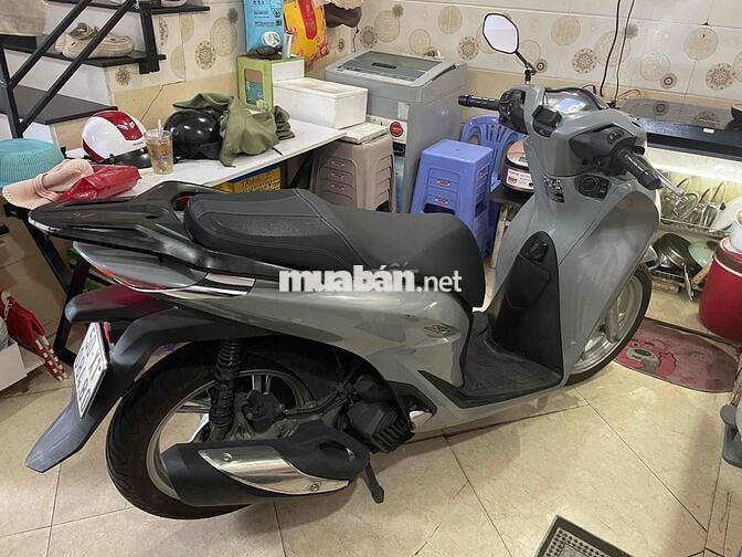 Honda SH 125i 2023 Xám 39200 km