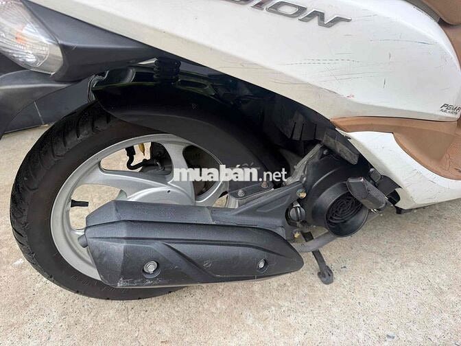 Honda Vision 2013 Trắng máy zin biển thủ đô