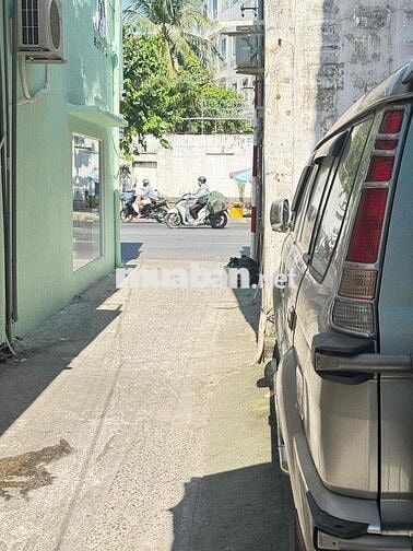 xuất cảnh cần bán gấp trong tháng nhà 4 lầu hxh cách mt 1 căn