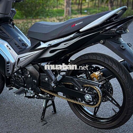 Yamaha Exciter 55p xuống áo bạc đen