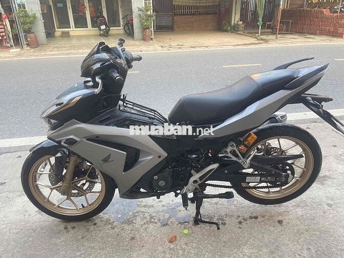 Honda Winner V3 ABS Bạc, Đen
