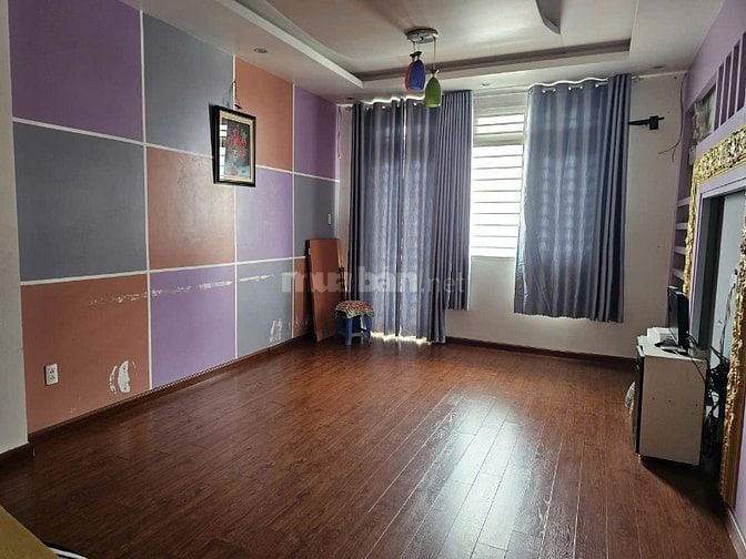 Cho thuê nhà nguyên căn 5 tầng tại hẻm 345 đường Hà Huy Giáp