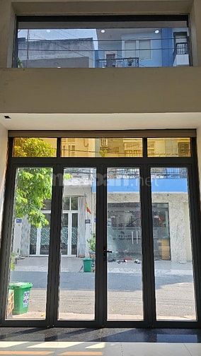 Cho thuê nhà nguyên căn 5 tầng tại hẻm 345 đường Hà Huy Giáp