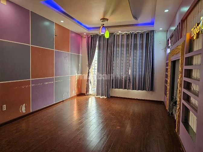 Cho thuê nhà nguyên căn 5 tầng tại hẻm 345 đường Hà Huy Giáp