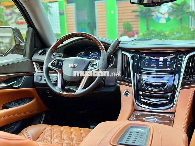 Khủng long nhập Mỹ Cadillac Escalade mode 2016