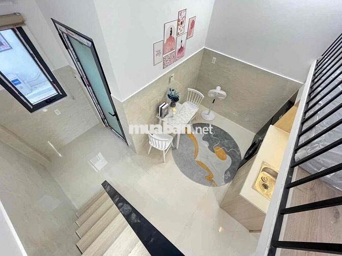 Phòng mới Sát Đại học giao thông vận tải - Ngoại Thương - Hutech