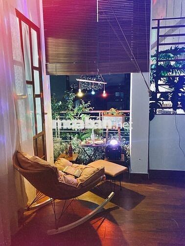 CHÍNH CHỦ- CHDV BANCOL, TÁCH BẾP, SÂN THƯỢNG CHILL, RỘNG 50M2 WC RIÊNG
