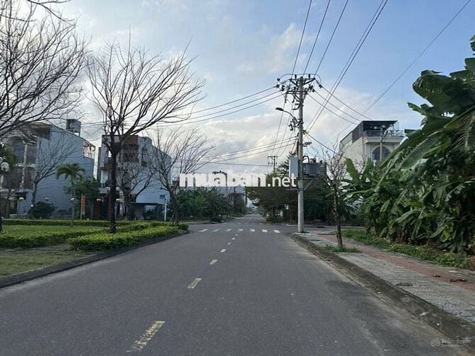 Chính chủ có đường luồng sau,ko dính cống,trụ điện, ko thế chấp vay