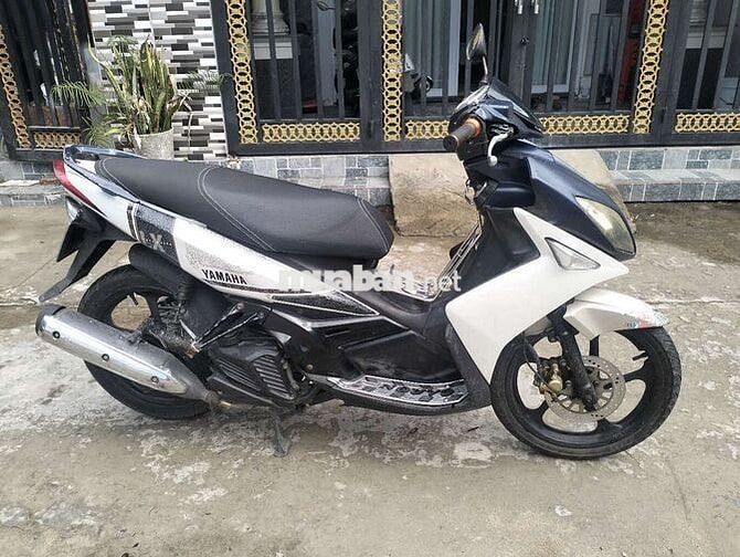 Yamaha Nouvo LX 2013 Trắng Đen