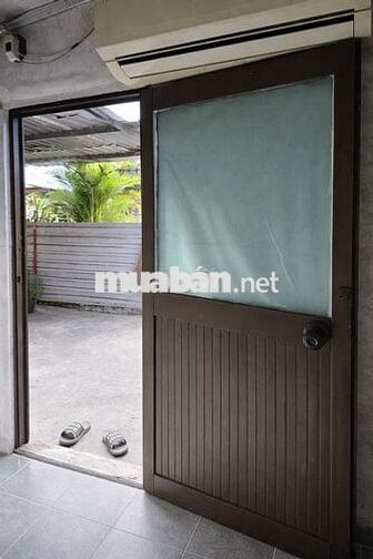 Phòng trọ quận 4 giá rẻ, CÓ MÁY LẠNH, TOLET BÊN TRONG 