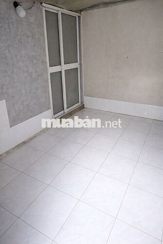 Phòng trọ quận 4 giá rẻ, CÓ MÁY LẠNH, TOLET BÊN TRONG 