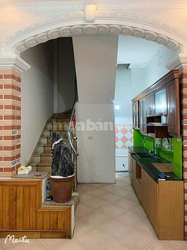 Cho thuê nhà nguyên căn gần ngõ 128 Võ Chí Công, Quận Tây Hồ