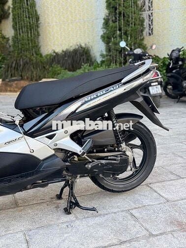 Airblade 110fi cuối 2010 máy zin 100% 6 lan 1 chủ