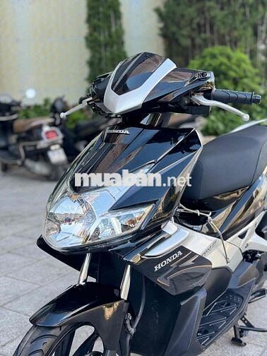 Airblade 110fi cuối 2010 máy zin 100% 6 lan 1 chủ