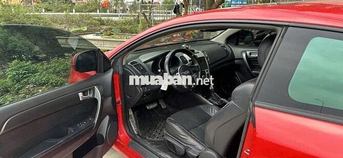 Kia Koup Đỏ