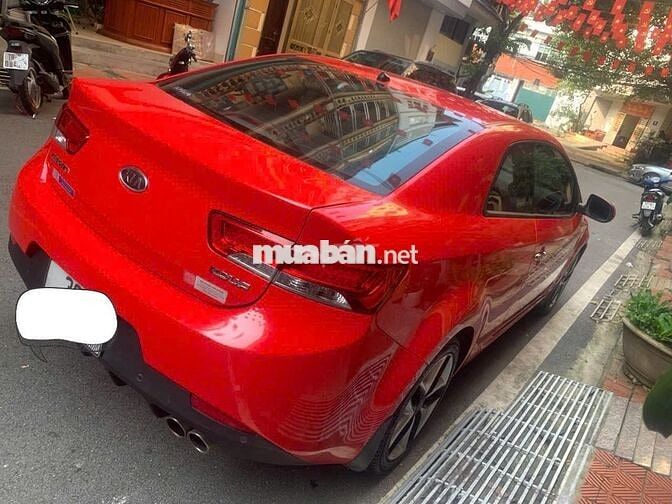 Kia Koup Đỏ
