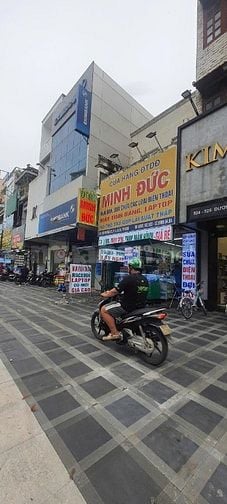 Góc 2 mặt tiền 528 đường 3 Tháng 2. DT 4x25m. CN 95m2 - CTXD: 7 tầng