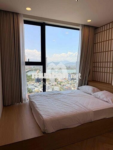 🌆3-BEDROOM APARTMENT FOR RENT WITH PANOMA VIEW OF HAN RIVER & TRAN THI