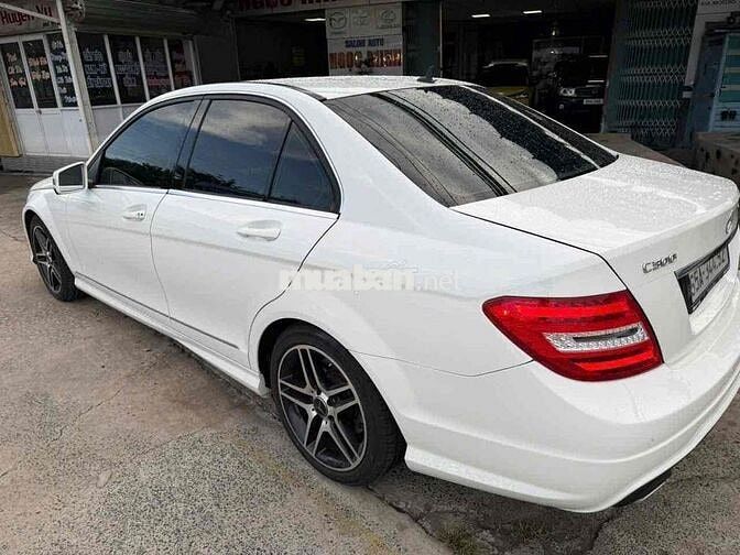 Mercedes-Benz C300 2012 Trắng