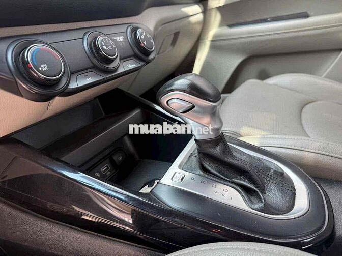 Kia Cerato 2019 AT Deluxe Trắng