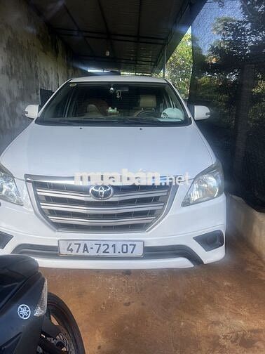 Toyota Innova 2016 E Trắng