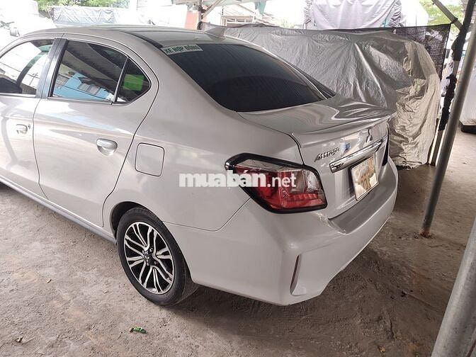 Mitsubishi Attrage Tự động Trắng 86138 km