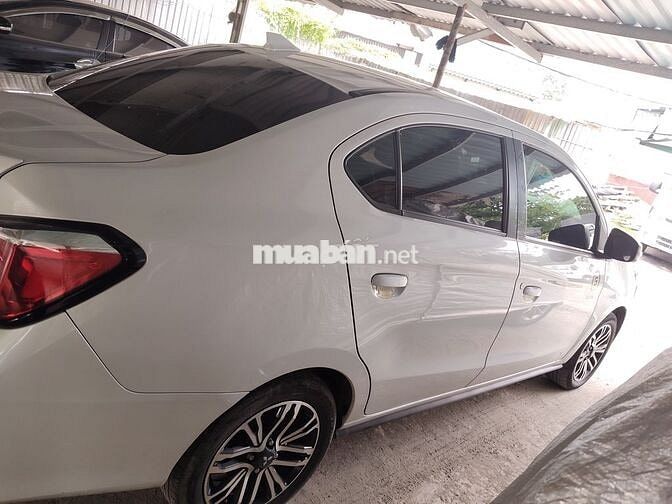 Mitsubishi Attrage Tự động Trắng 86138 km
