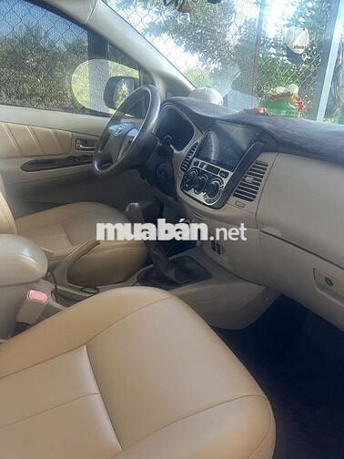 Toyota Innova 2016 E Trắng
