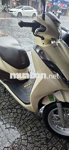 Honda Lead 125 2020 Vàng kem