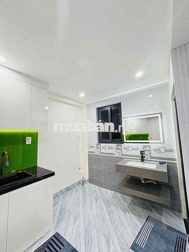 cho thuê nhà 3 tầng - ngay chợ Bình Hoà -Full Nội thất- giá 9 triệu