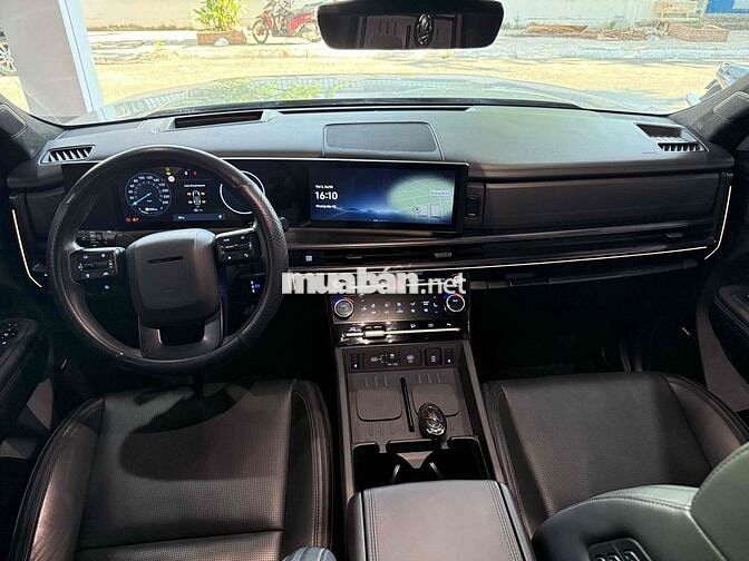 Hyundai Santafe 2024 2.5T Xăng 37.000 km Trắng