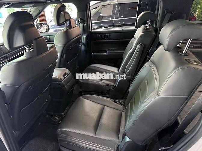 Hyundai Santafe 2024 2.5T Xăng 37.000 km Trắng