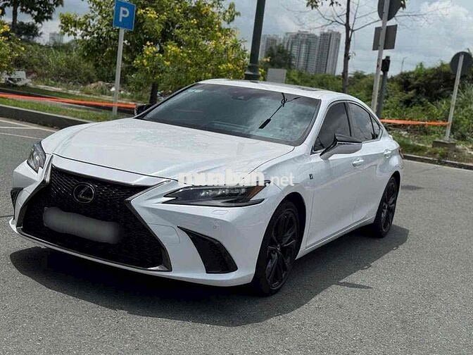 Lexus ES 250 2022 Fsport Trắng/Đỏ 30000 km