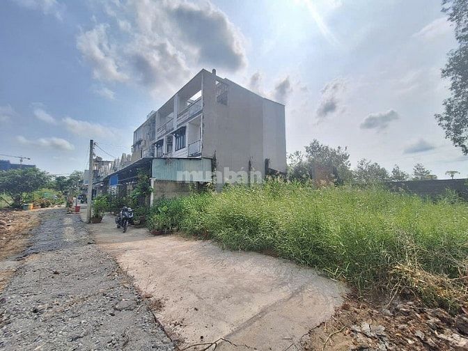ĐẤT MẶT TIỀN HẺM CHÍNH ĐƯỜNG NGUYỄN BÌNH DT 223M2 GIÁ 5,5 TỶ
