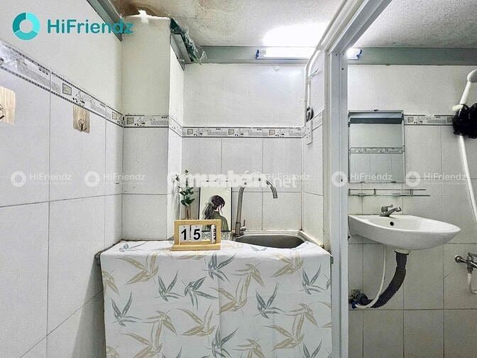 PHÒNG TRỌ GIÁ RẺ - CÓ THANG MÁY - HẦM XE - GẦN NGÃ TƯ 4 XÃ_LÊ VĂN QƯỚI