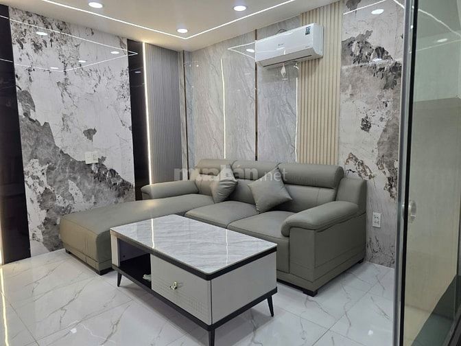 Nhà đẹp đường Bùi Quang Là 3 tầng . Giá 5,050 tỷ