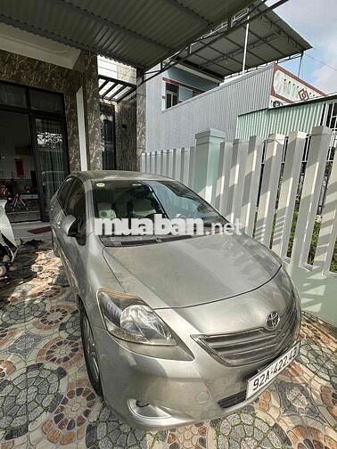 Toyota Vios Bạc