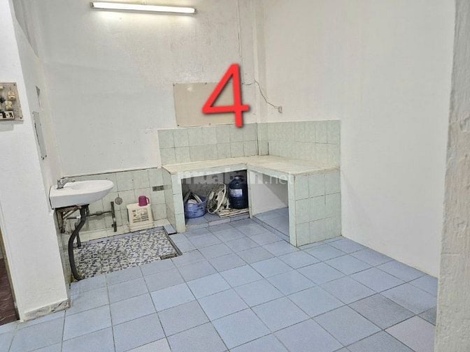 Nhà cho thuê 5pn, 3wc ngay THĐ Q5