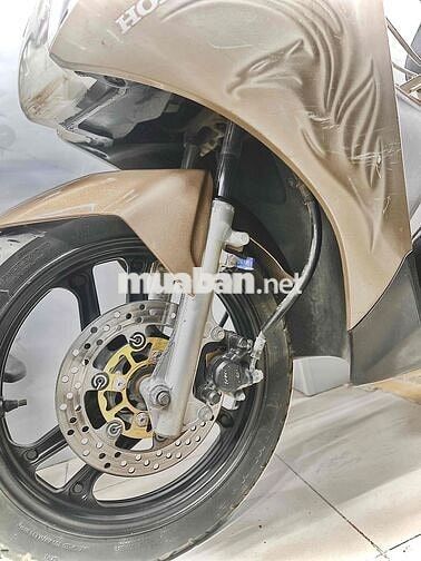Honda Air Blade 2012 mắt cú fi Vàng đồng