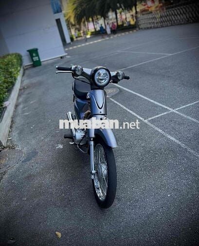 Honda Cub 50 màu Xám