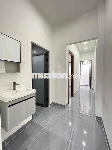 Nhà Mới Xây 4 x 22m . Đường Xe Hơi - Sổ Hồng Riêng - Giá Tổng 1Tỷ550