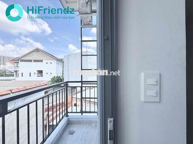Studio ban công thoáng gần Làng Đại Học, KTX khu B, Cầu vượt Linh Xuân