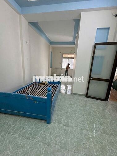 CHO THUÊ BIỆT THỰ TÂN HƯƠNG : 8 x 16 M Đúc 1 trệt 3 Lầu 