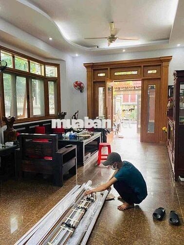 BIỆT THỰ FULL NỘI THẤT,SÂN ĐẬU 2OTO GẦN GA METRO,CHỢ THỦ ĐỨC