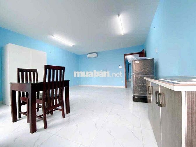 STUDIO MINI BAN CÔNG THOÁNG - FULL NỘI THẤT GẦN UEH CS N, VHU