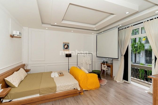 Bán nhà Hoàng Dư Khương Q.10 - 5,6m x 12m - 7 tầng có thnag máy 