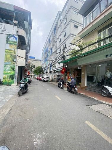 CHO THUÊ 90M2 CỬA HÀNG, MBKD MẶT PHỐ ĐÔNG CÁC